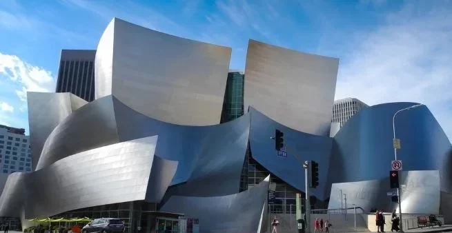 frank gehry walt disney concert hall 2 1 e1669394698893